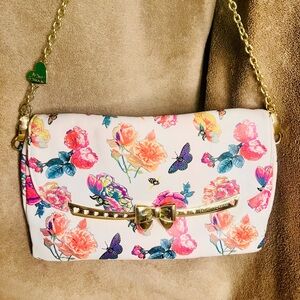 Betsy Johnson NWOT Floral Shoulder Bag
